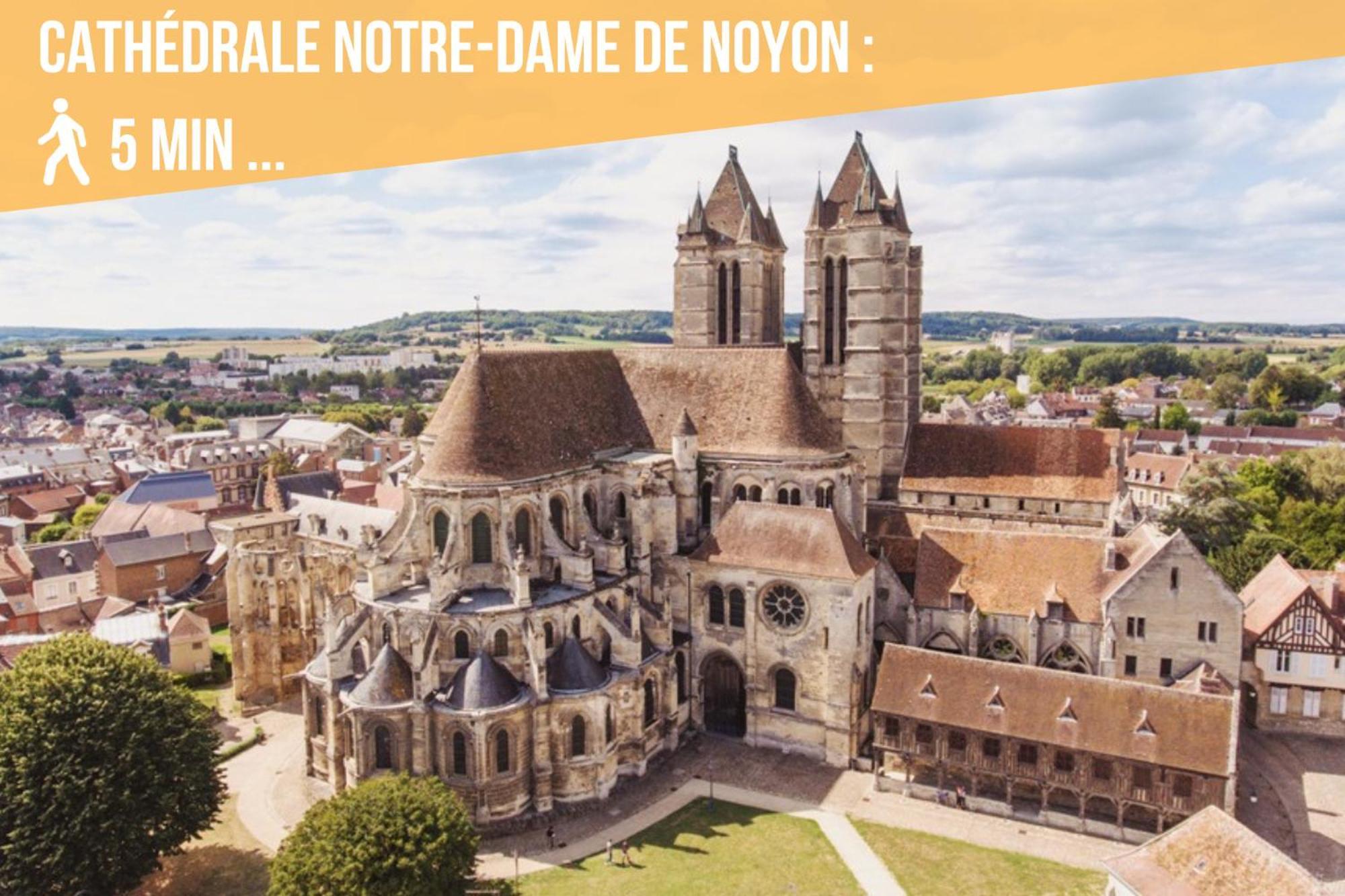 Apartamento No Historico Noyon Buitenkant foto